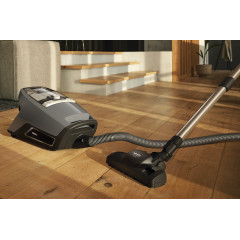 Miele Bodenstaubsauger »Blizzard CX1 PowerLine« 890 W beutellos