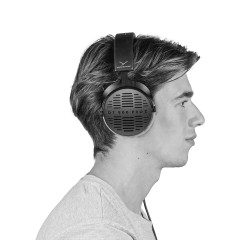 DT 900 PRO X