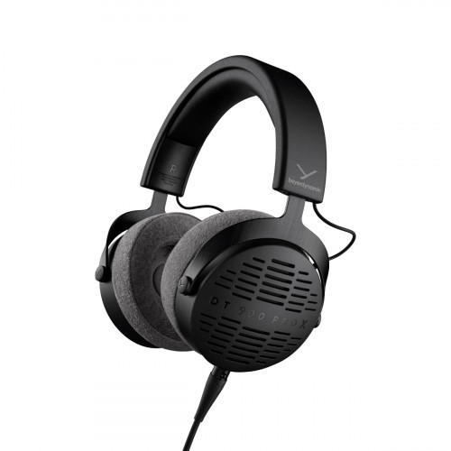 DT 900 PRO X