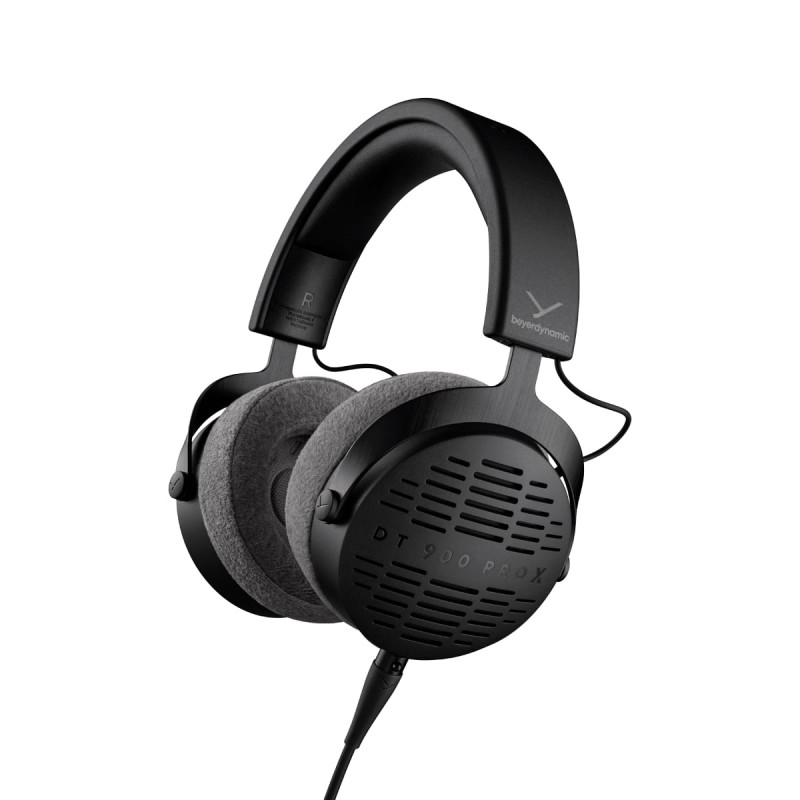 DT 900 PRO X