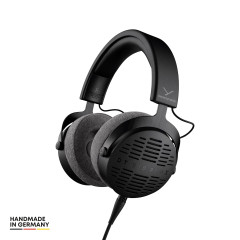 DT 900 PRO X