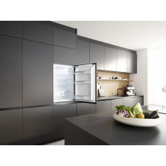 KOENIC KBR 8811 D DOD Kühlschrank (135 l, D, 871 mm hoch, Weiß)