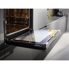 KOENIC KBO 341 B A, Einbaubackofen (Einbaugerät, 77 l, 593 mm breit)
