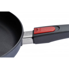 WOLL Pfannen-Set »MADE IN GERMANY - Diamond Lite« Aluminiumguss Set, 1x Eckpfanne mit Deckel 26x26 cm, 1x Bratpfanne Ø 24 cm, 3 tlg. Induktion