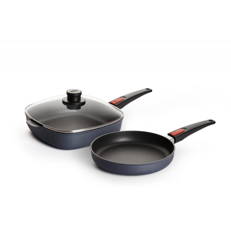 WOLL Pfannen-Set »MADE IN GERMANY - Diamond Lite« Aluminiumguss Set, 1x Eckpfanne mit Deckel 26x26 cm, 1x Bratpfanne Ø 24 cm, 3 tlg. Induktion