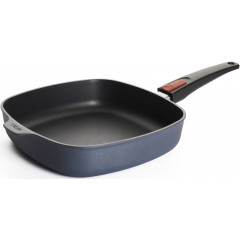 WOLL Pfannen-Set »MADE IN GERMANY - Diamond Lite« Aluminiumguss Set, 1x Eckpfanne mit Deckel 26x26 cm, 1x Bratpfanne Ø 24 cm, 3 tlg. Induktion