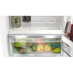 Siemens KI22LADD1 iQ500 Kühlschrank (Einbau) 56 cm Nischenbreite mit Gefrierfach Weiß