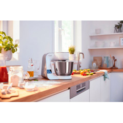 BOSCH Küchenmaschine »Serie 4 MUM5XW40, integr. Waage, Durchlaufschnitzler, weiß/champagner« 4 Scheiben, Mixer, Fleischwolf, Zitruspresse, Profi Patisserie-Set
