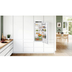 BOSCH KIR41ADD1 Serie 6 Kühlschrank (204 l, D, 1221 mm hoch, Weiß)