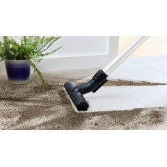 BOSCH BGB75XSIL Serie 8 ProSilence Staubsauger, maximale Leistung: 650 Watt