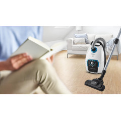 BOSCH BGB75XSIL Serie 8 ProSilence Staubsauger, maximale Leistung: 650 Watt