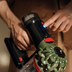 DYSON V8 Cyclone Stielsauger, Akkubetrieb