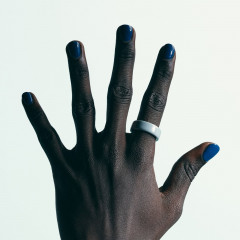 OURA Ring 4 Ceramic, Größe 5, Tide Smart Ring