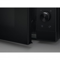AEG Freistehend - Grill - Schwarz, Mikrowelle (900 Watt, 25 l Garraum-Volumen, Grillfunktion)