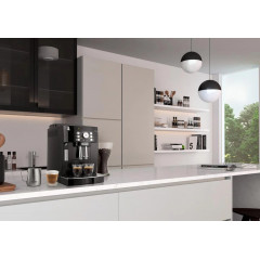 DELONGHI Magnifica S ECAM21.116.B - 5 Kaffeespezialitäten, kompakt, elegantes Design, Direktwahltasten, leichte Bedienung, Kaffeevollautomat Schwarz
