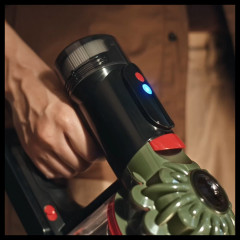 Dyson V8 Cyclone Fluffy